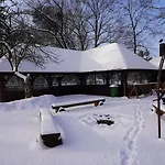 Проживание в семье Kwatera Mysliwska Stary Tartak Dabrowa (Gmina Dzwierzuty)