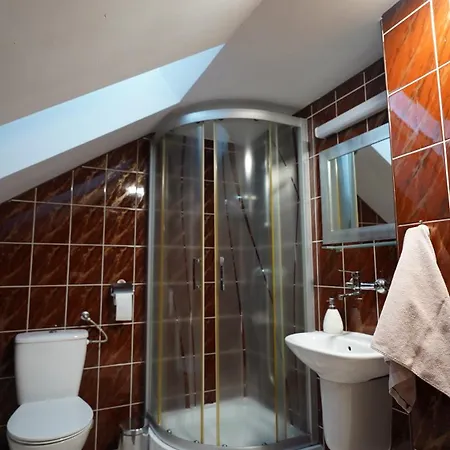 Kwatera Mysliwska Stary Tartak Privatunterkunft *